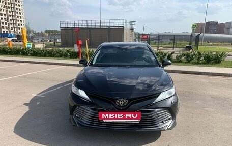 Toyota Camry, 2020 год, 3 500 000 рублей, 2 фотография