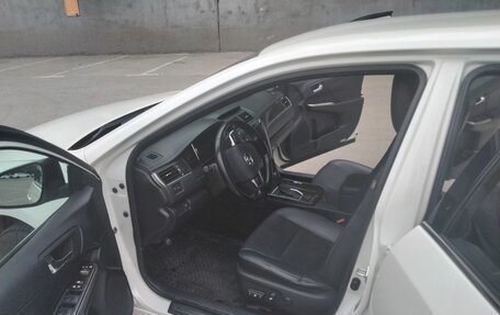 Toyota Camry, 2017 год, 1 800 000 рублей, 13 фотография