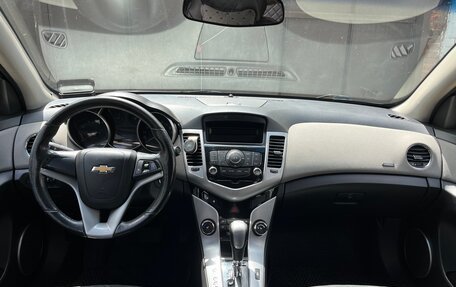 Chevrolet Cruze II, 2012 год, 950 000 рублей, 25 фотография