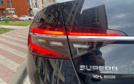Skoda Superb III рестайлинг, 2021 год, 2 700 000 рублей, 13 фотография