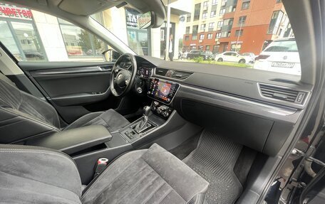 Skoda Superb III рестайлинг, 2021 год, 2 700 000 рублей, 22 фотография
