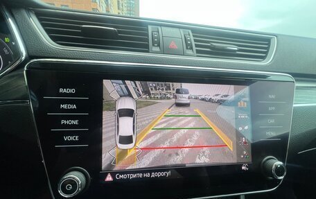 Skoda Superb III рестайлинг, 2021 год, 2 700 000 рублей, 34 фотография
