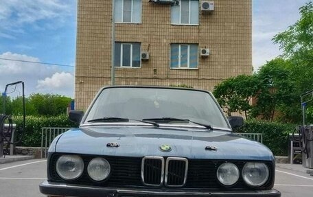BMW 5 серия, 1984 год, 250 000 рублей, 12 фотография