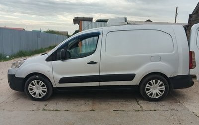 Peugeot Partner II рестайлинг 2, 2011 год, 900 000 рублей, 1 фотография