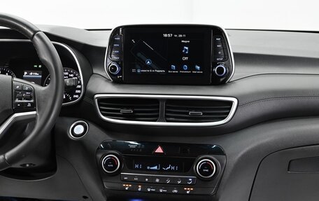 Hyundai Tucson III, 2019 год, 1 855 000 рублей, 10 фотография