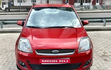 Ford Fiesta, 2006 год, 490 000 рублей, 2 фотография