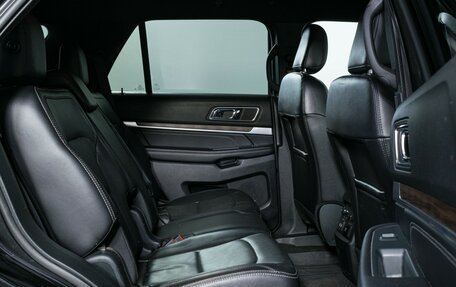 Ford Explorer VI, 2019 год, 3 740 000 рублей, 13 фотография