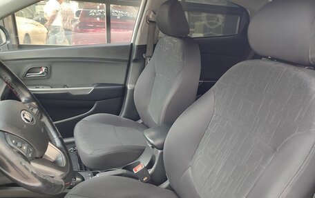 KIA Rio III рестайлинг, 2014 год, 928 000 рублей, 14 фотография