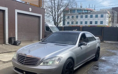 Mercedes-Benz S-Класс, 2007 год, 1 300 000 рублей, 2 фотография