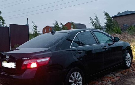 Toyota Camry, 2010 год, 950 000 рублей, 3 фотография