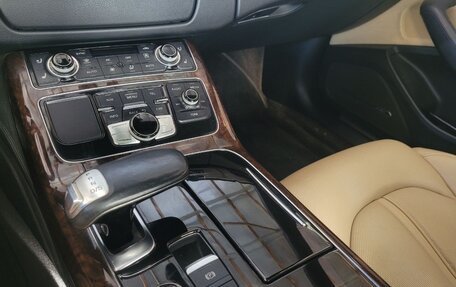 Audi A8, 2012 год, 3 700 000 рублей, 11 фотография