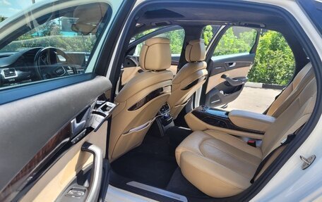 Audi A8, 2012 год, 3 700 000 рублей, 13 фотография