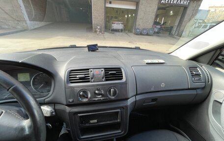 Skoda Fabia II, 2010 год, 735 000 рублей, 11 фотография
