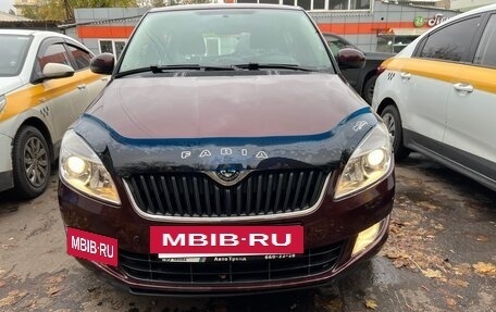 Skoda Fabia II, 2010 год, 735 000 рублей, 3 фотография