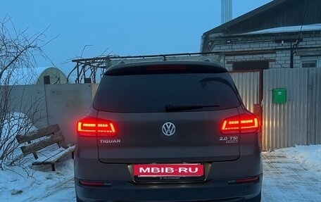 Volkswagen Tiguan I, 2016 год, 2 070 000 рублей, 2 фотография