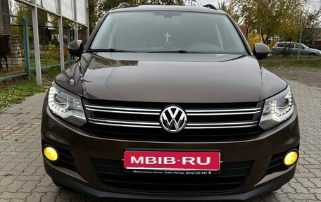 Volkswagen Tiguan I, 2016 год, 2 070 000 рублей, 3 фотография