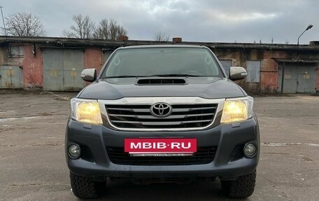 Toyota Hilux VII, 2012 год, 2 500 000 рублей, 15 фотография