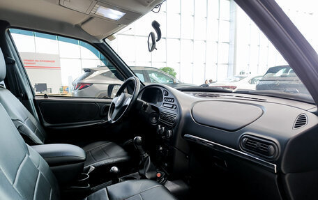 Chevrolet Niva I рестайлинг, 2011 год, 450 000 рублей, 11 фотография