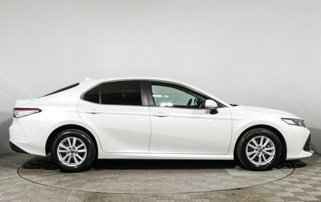 Toyota Camry, 2020 год, 3 450 000 рублей, 4 фотография