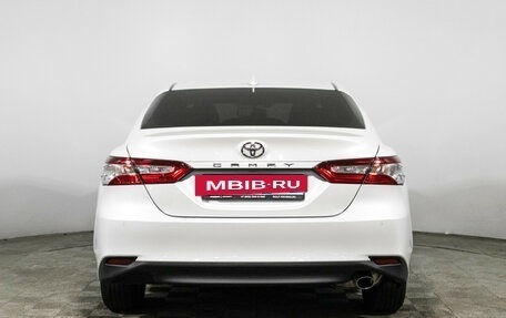 Toyota Camry, 2020 год, 3 450 000 рублей, 6 фотография