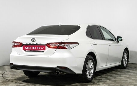 Toyota Camry, 2020 год, 3 450 000 рублей, 5 фотография