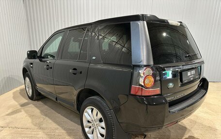 Land Rover Freelander II рестайлинг 2, 2013 год, 1 480 000 рублей, 3 фотография