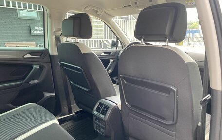 Volkswagen Tiguan II, 2018 год, 2 575 000 рублей, 16 фотография