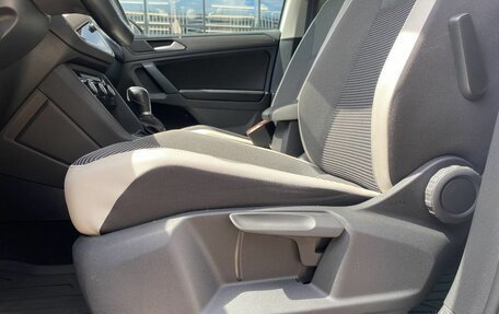 Volkswagen Tiguan II, 2018 год, 2 575 000 рублей, 10 фотография