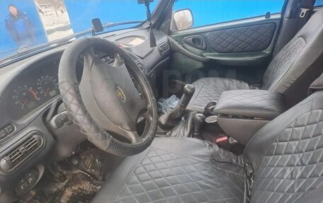 Chevrolet Niva I рестайлинг, 2003 год, 350 000 рублей, 5 фотография