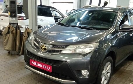 Toyota RAV4, 2013 год, 1 930 000 рублей, 1 фотография