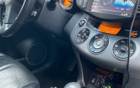 Toyota RAV4, 2008 год, 1 550 000 рублей, 12 фотография