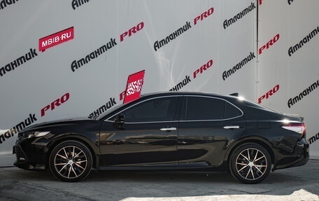 Toyota Camry, 2018 год, 2 900 000 рублей, 10 фотография
