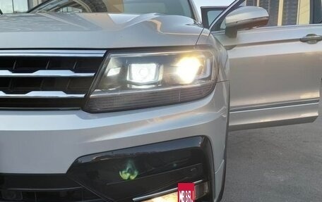 Volkswagen Tiguan II, 2022 год, 2 300 000 рублей, 7 фотография
