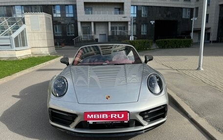 Porsche 911, 2022 год, 20 000 000 рублей, 4 фотография