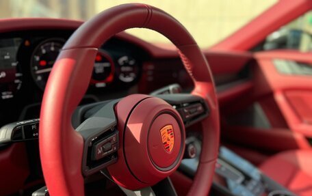 Porsche 911, 2022 год, 20 000 000 рублей, 25 фотография