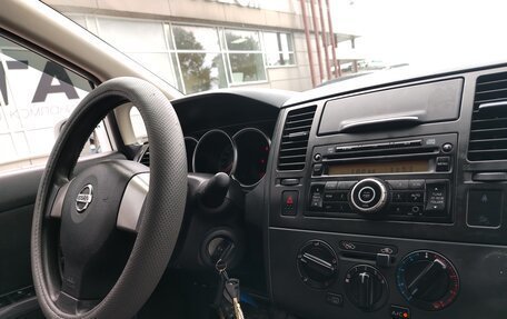 Nissan Tiida, 2010 год, 734 000 рублей, 10 фотография