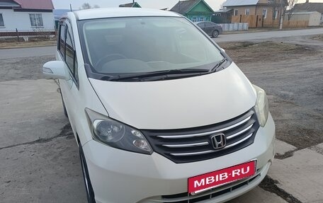 Honda Freed I, 2010 год, 1 040 000 рублей, 11 фотография