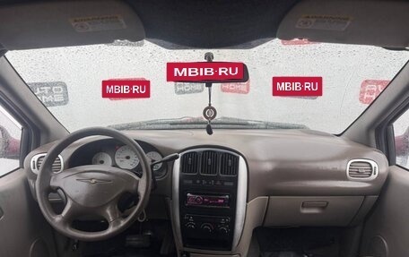 Chrysler Voyager IV, 2002 год, 497 000 рублей, 9 фотография