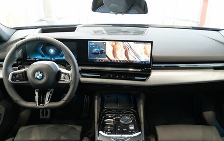 BMW 5 серия, 2024 год, 9 400 000 рублей, 19 фотография