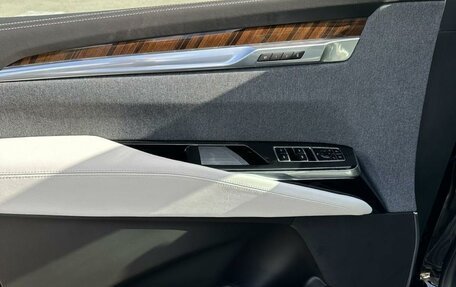 Cadillac Escalade V, 2025 год, 25 119 000 рублей, 7 фотография