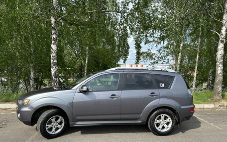 Mitsubishi Outlander III рестайлинг 3, 2010 год, 1 220 000 рублей, 2 фотография