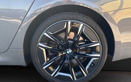 BMW 5 серия, 2022 год, 6 050 000 рублей, 6 фотография