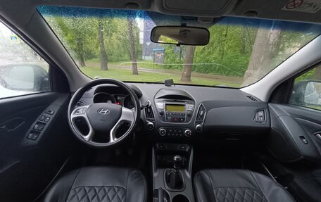 Hyundai ix35 I рестайлинг, 2013 год, 1 320 000 рублей, 10 фотография
