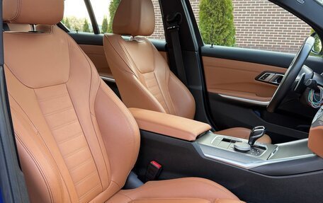 BMW 3 серия, 2020 год, 4 500 000 рублей, 11 фотография