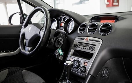 Peugeot 308 II, 2011 год, 648 000 рублей, 24 фотография