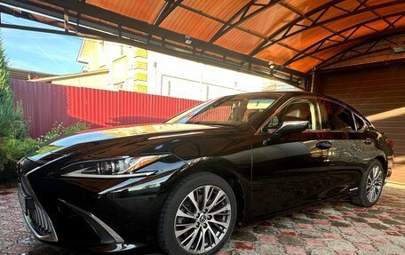 Lexus ES VII, 2019 год, 3 550 000 рублей, 2 фотография