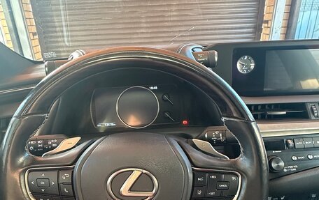 Lexus ES VII, 2019 год, 3 550 000 рублей, 5 фотография