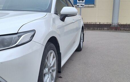 Toyota Camry, 2021 год, 2 190 000 рублей, 6 фотография