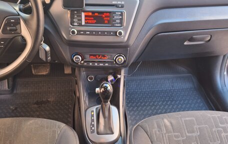 KIA Rio III рестайлинг, 2016 год, 1 000 000 рублей, 10 фотография