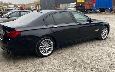 BMW 7 серия, 2013 год, 2 300 000 рублей, 18 фотография